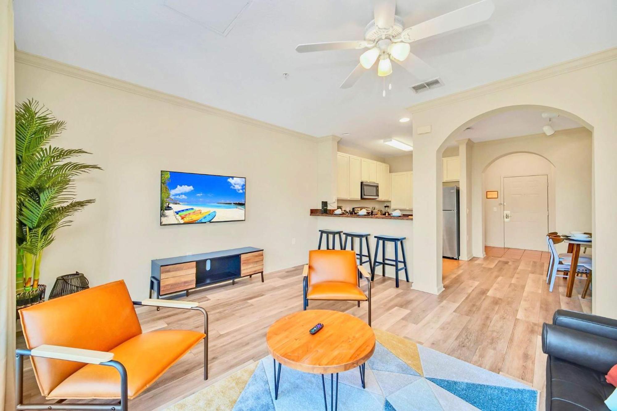 Stunning 2Br Condo With Hot Tub And Pool, Near Disney! Orlando Exterior foto